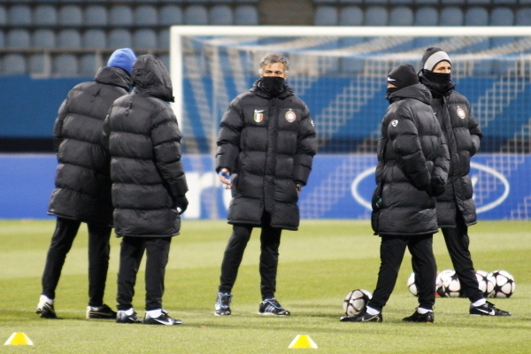 Dk-int_inter_19_content